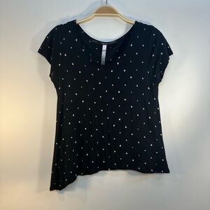 Kensie Dot Print Cap Sleeve Black Silver Viscose Top Size M Asymmetrical Hem